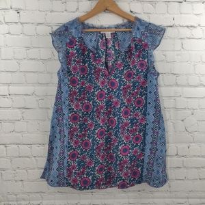 3/$25 Motherhood Floral Flutter Sleeve Blouse